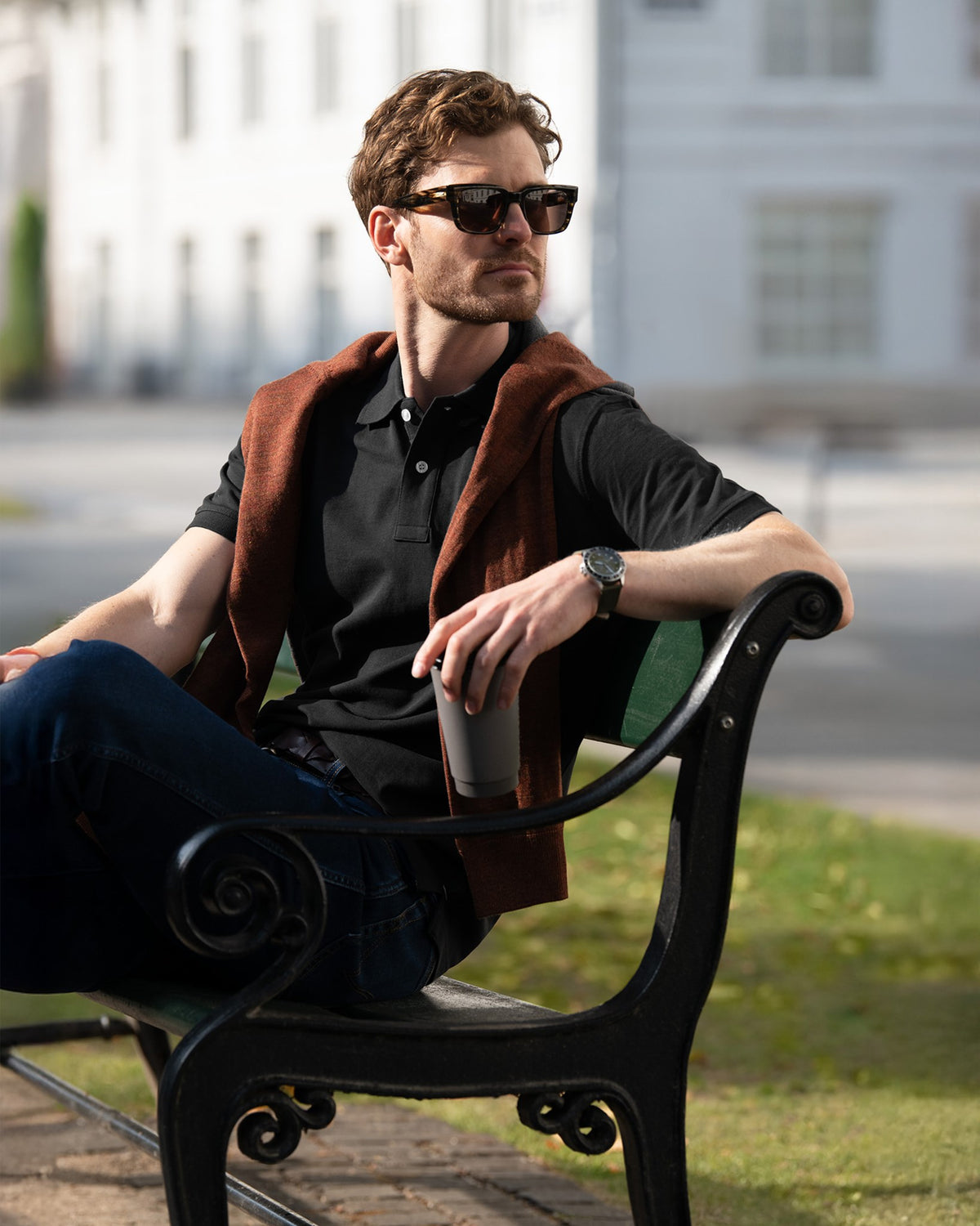 Yale Men Black SS25 Modelimage