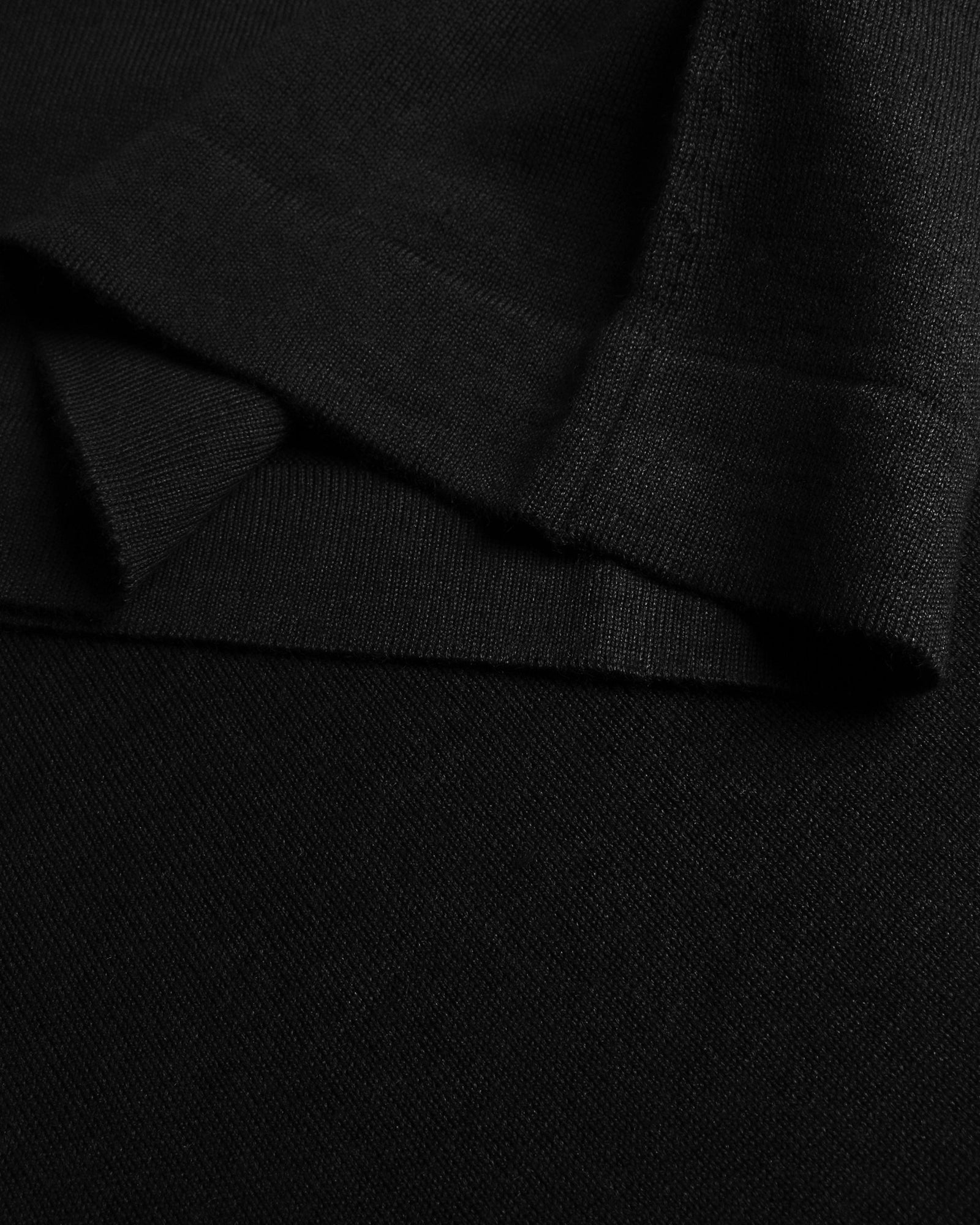 Ashbury Woman Black Back