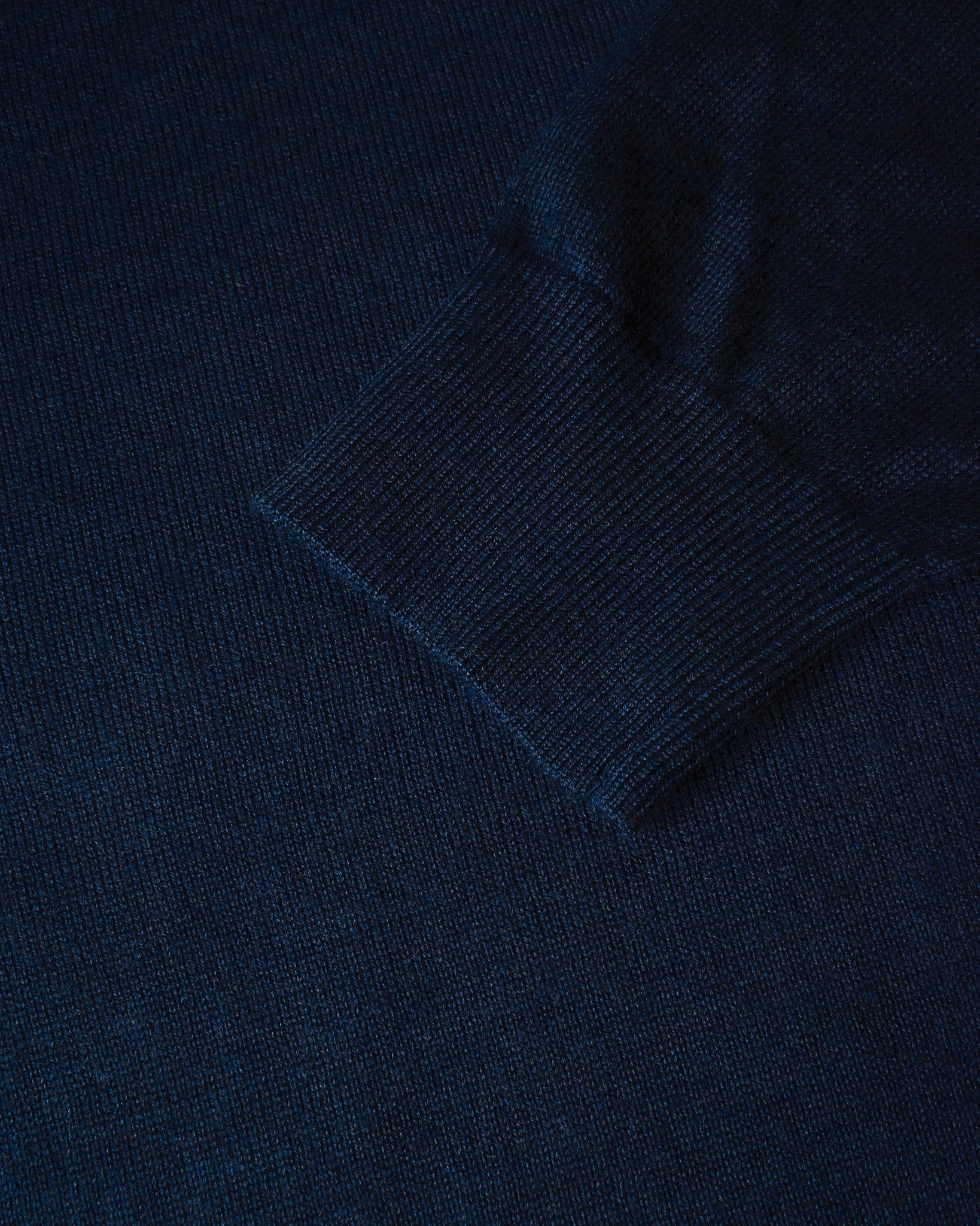 Ashbury Women Navy Closeup 2