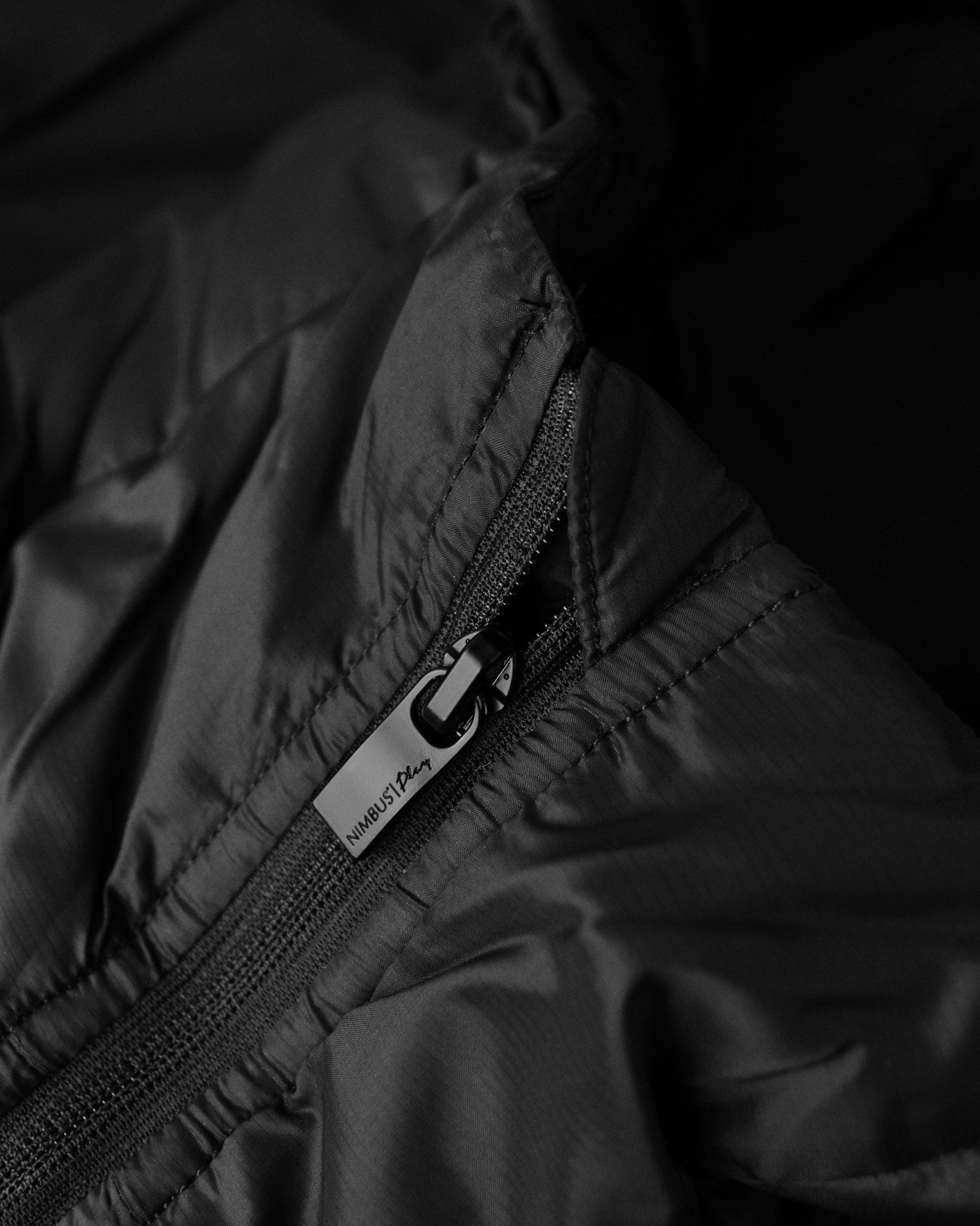 Aspen Women Black Closeup 1