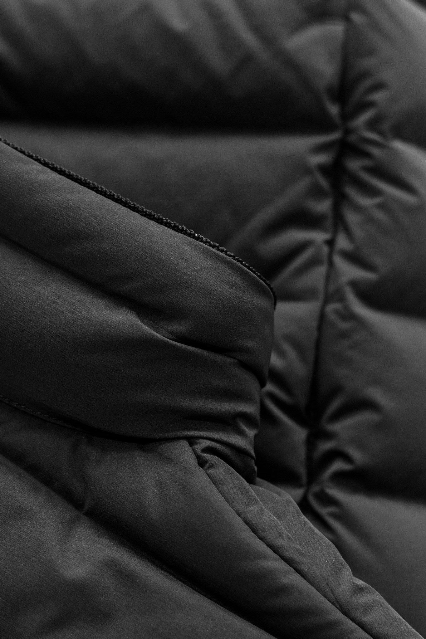 Avalon Men Black Closeup 5 (1)