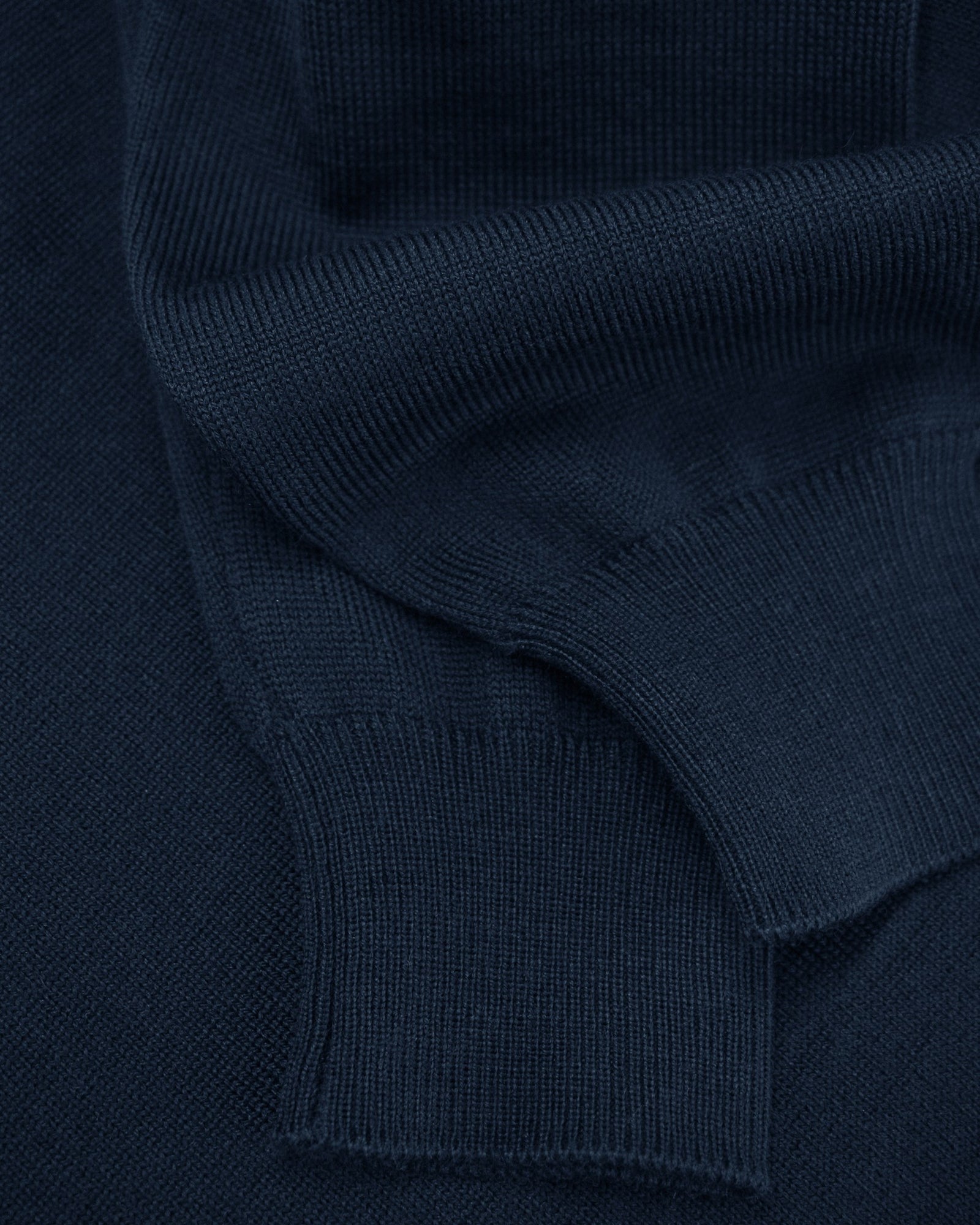 Beaufort Women Navy Back