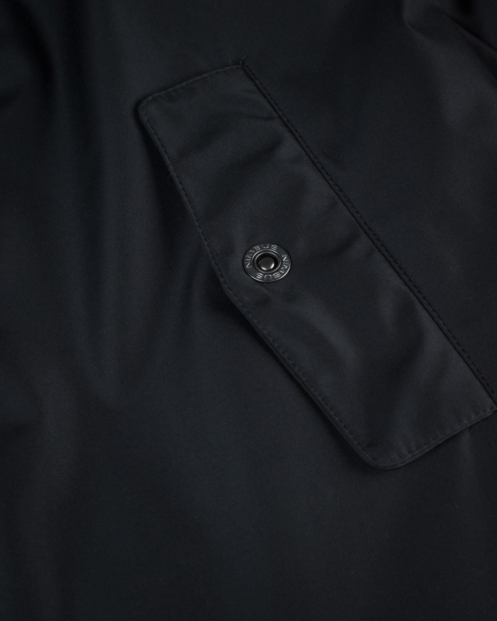 Bellington Men Black Closeup 1