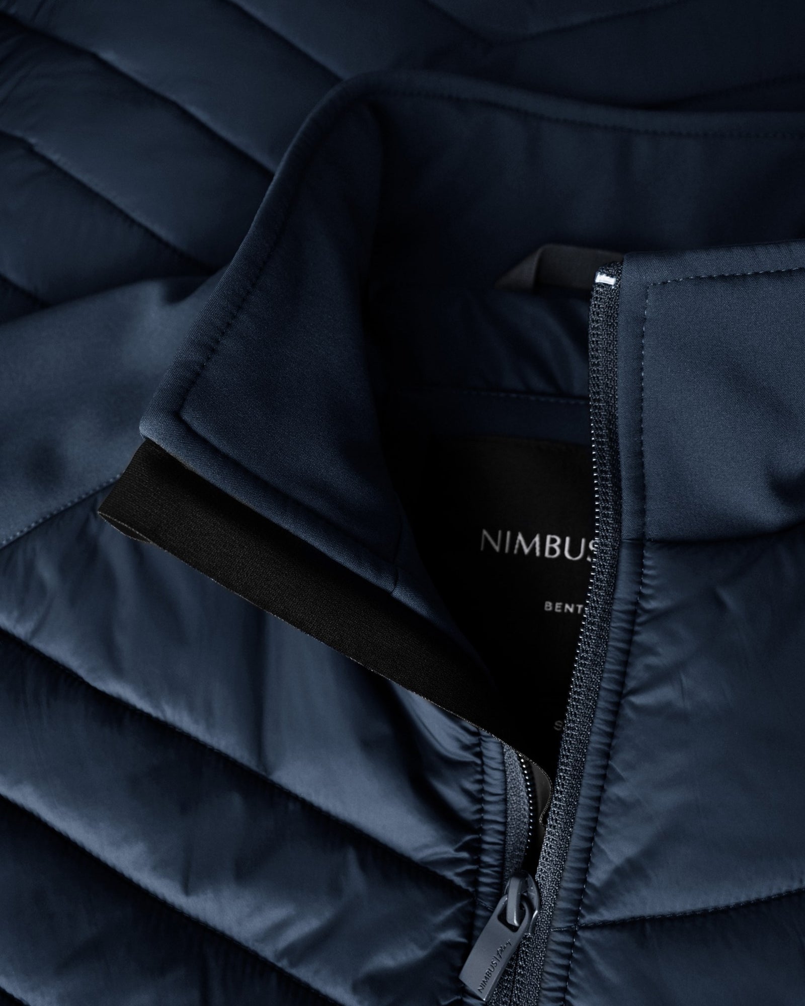 Benton Men Navy Back