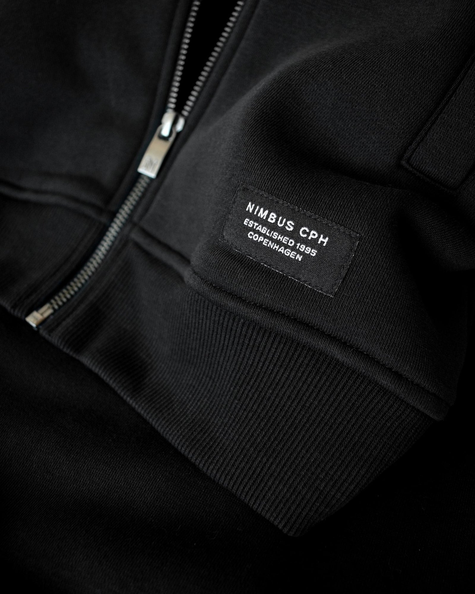 Cambridge Woman Black Back