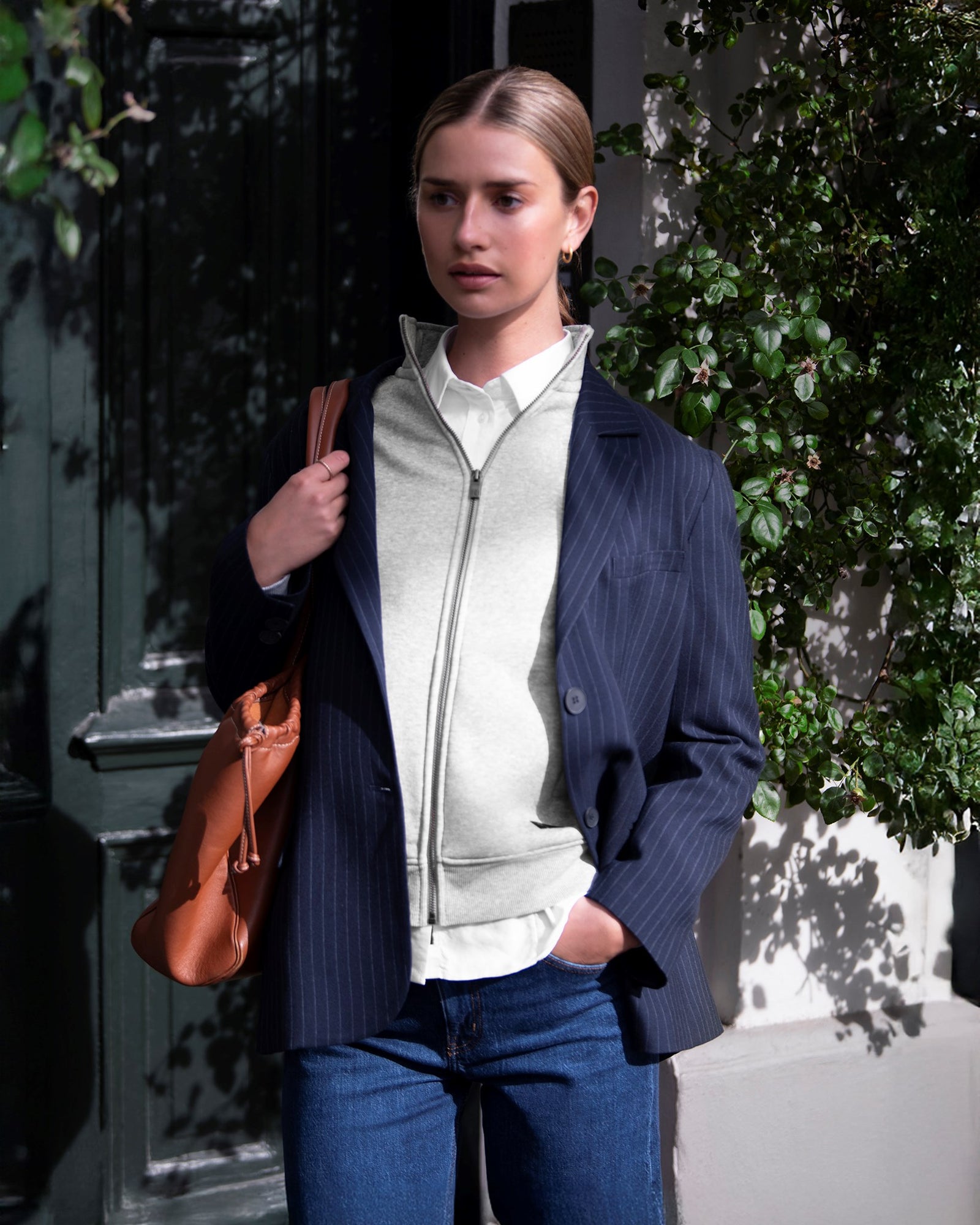 Cambridge Women Navy Back