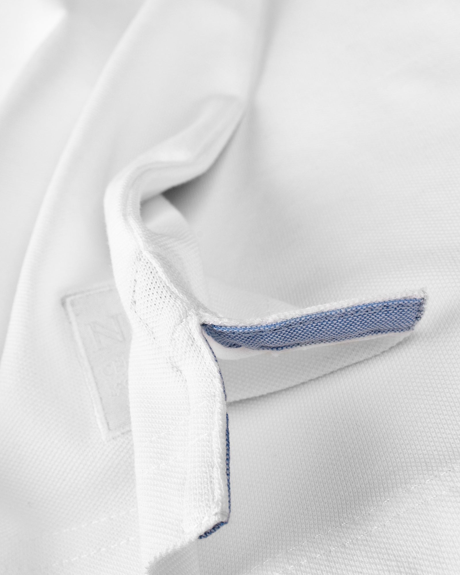 Carlington Men White Back