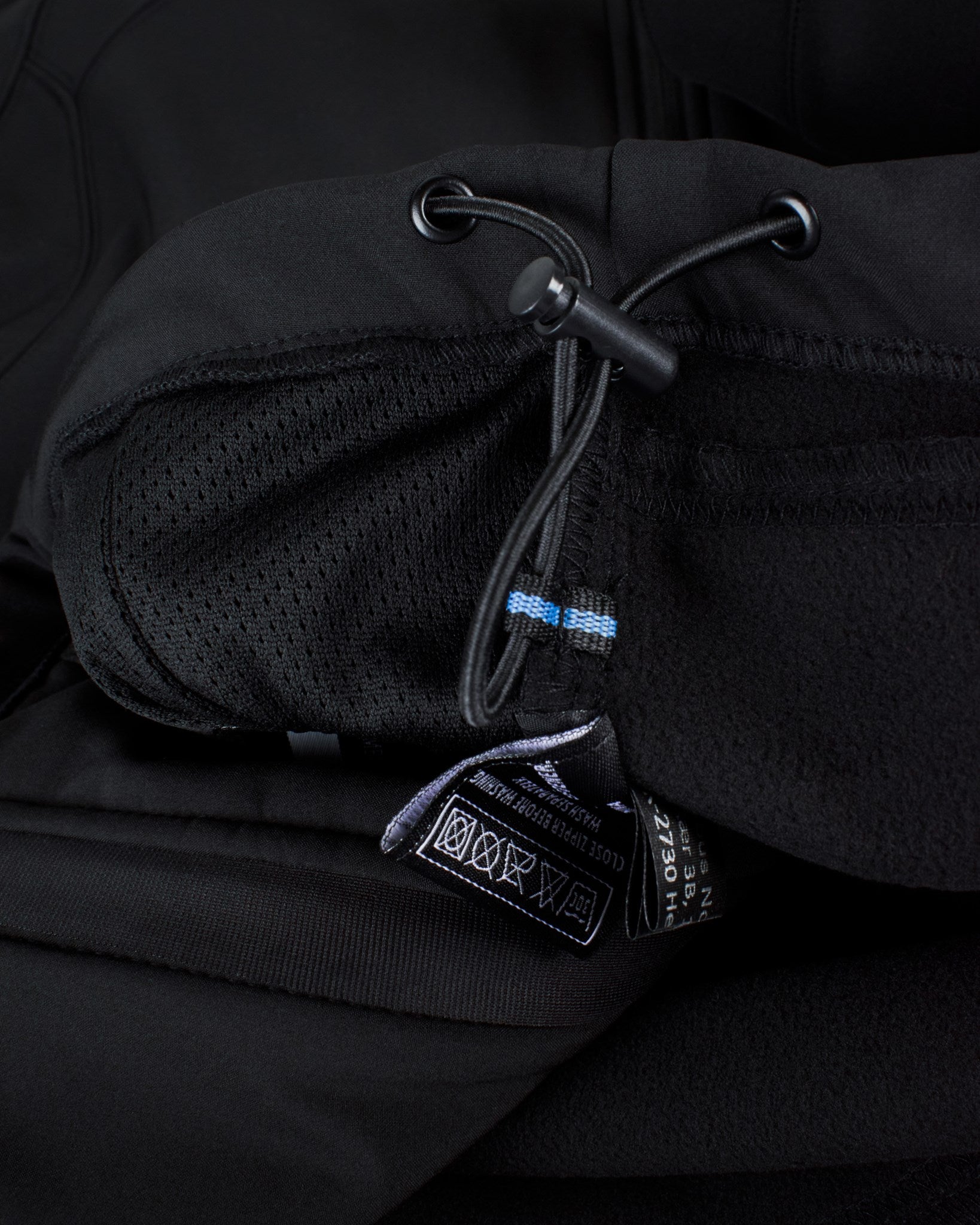 Duxbury Women Black Closeup 4