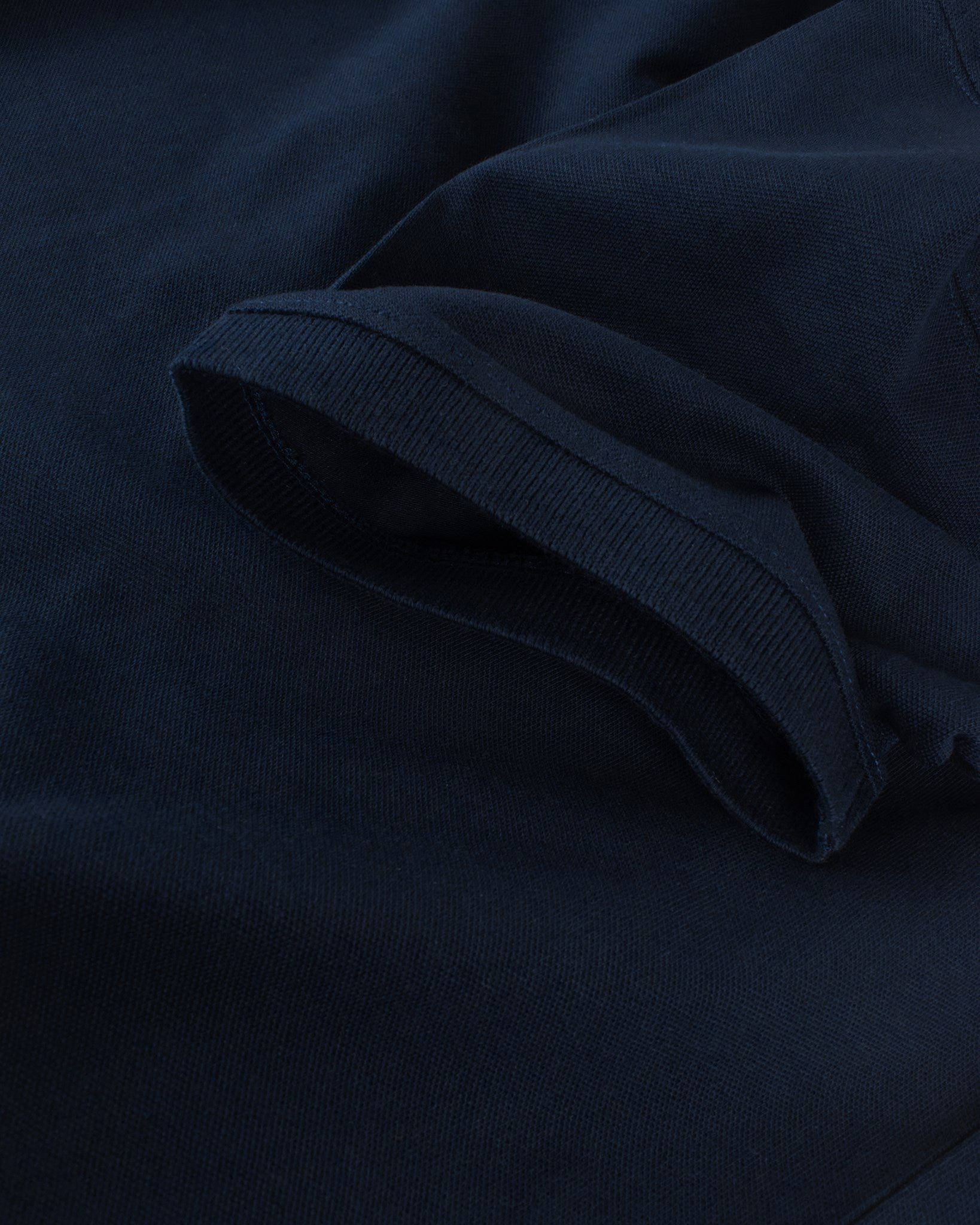 Harvard V Neck Men Dark Navy Closeup 3