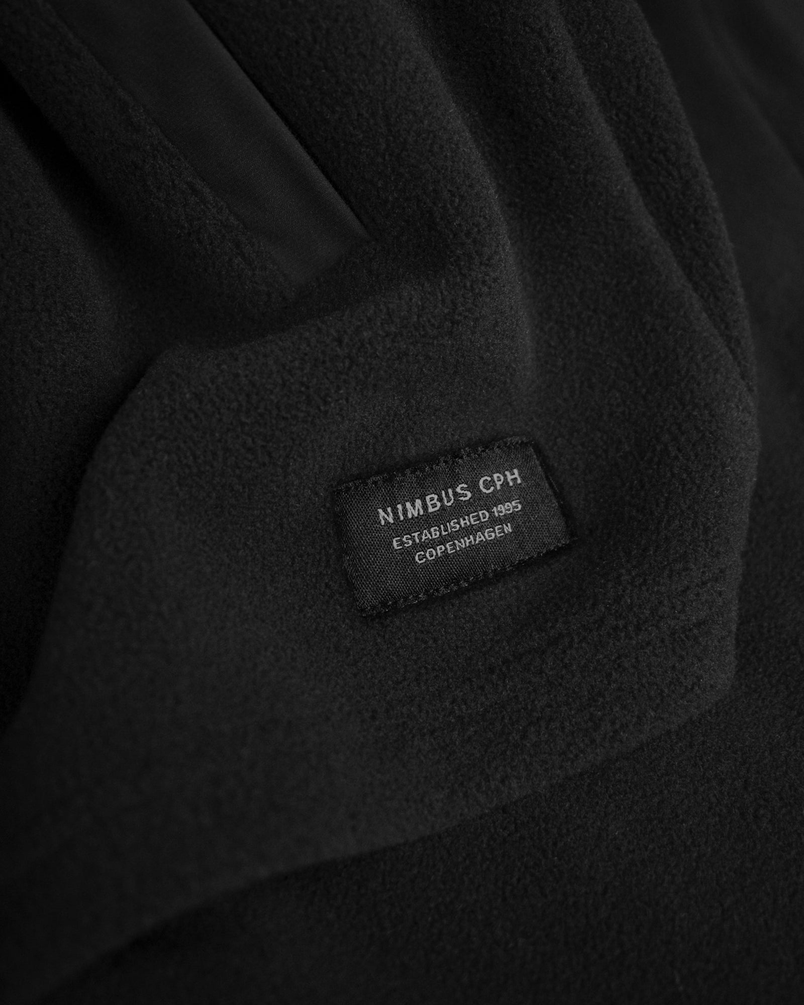 Highland Unisex Black Back