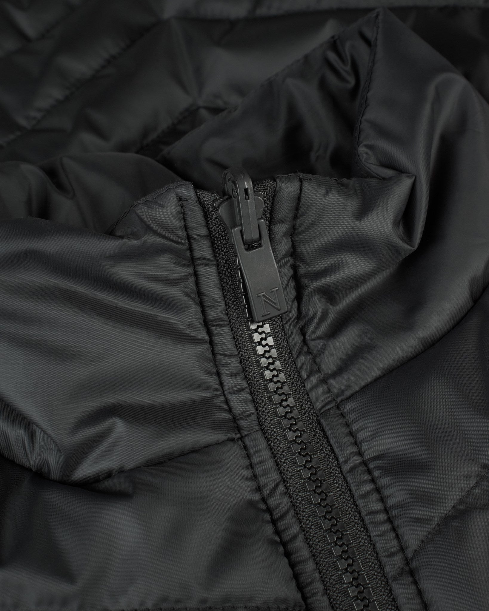 Kendrick Women Charcoal Closeup 1