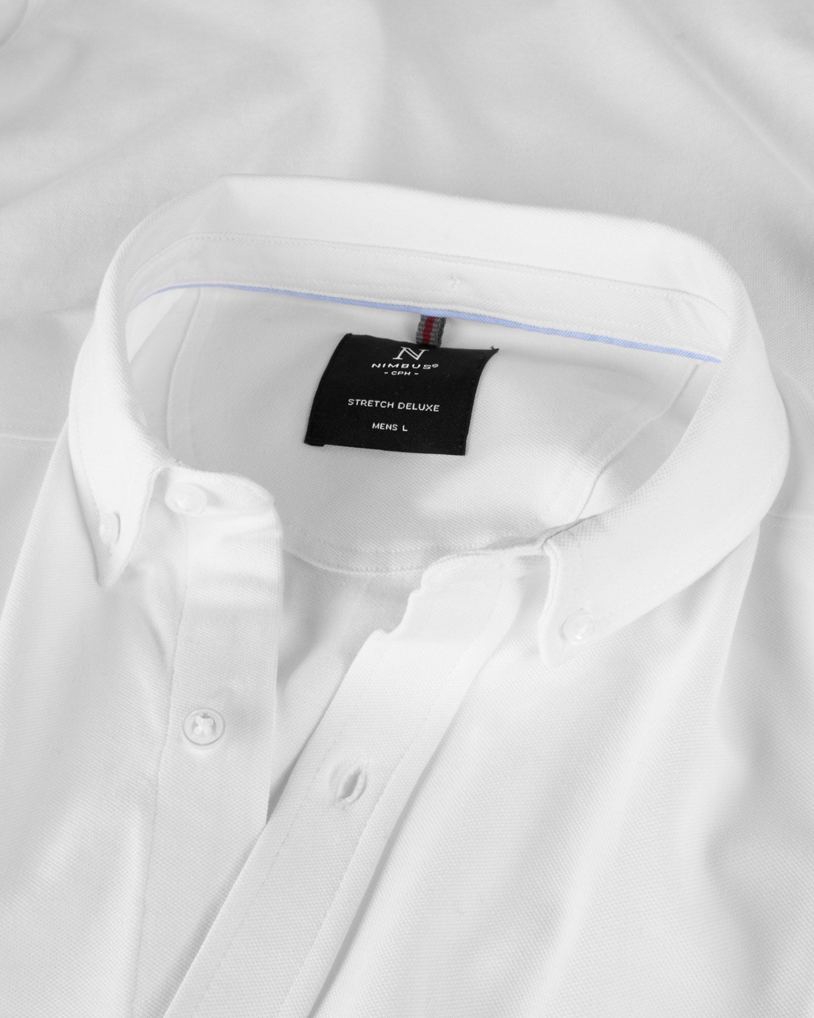 Kingston Men White Closeup 2