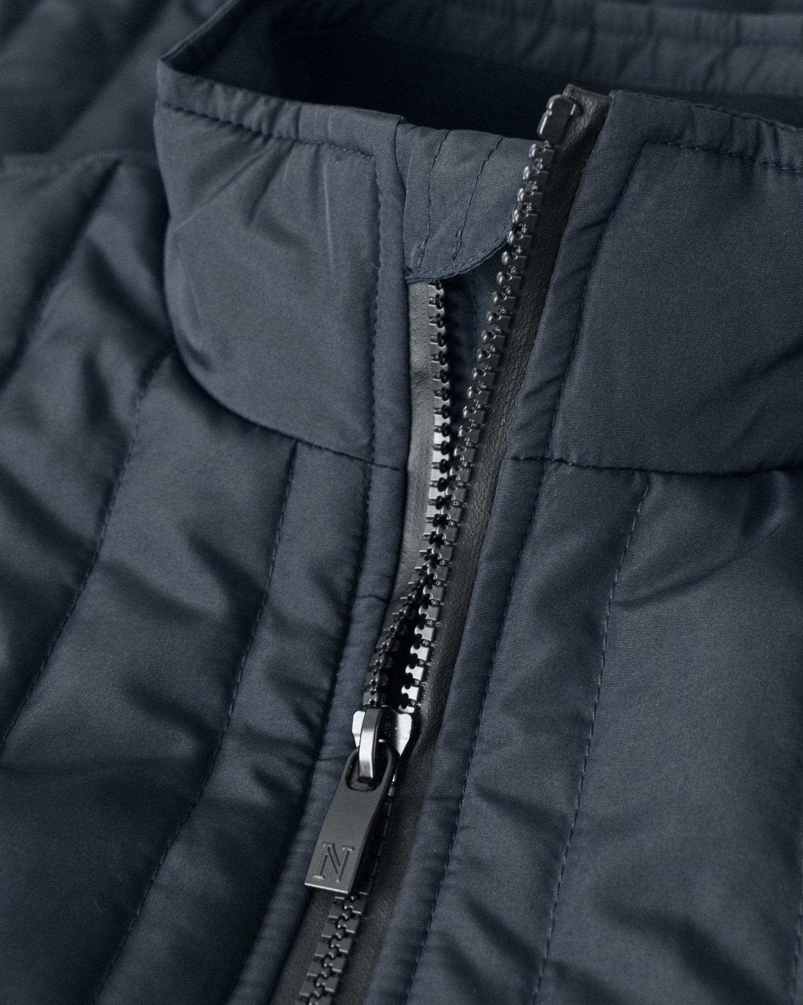 Lindenwood Men Navy Closeup 1