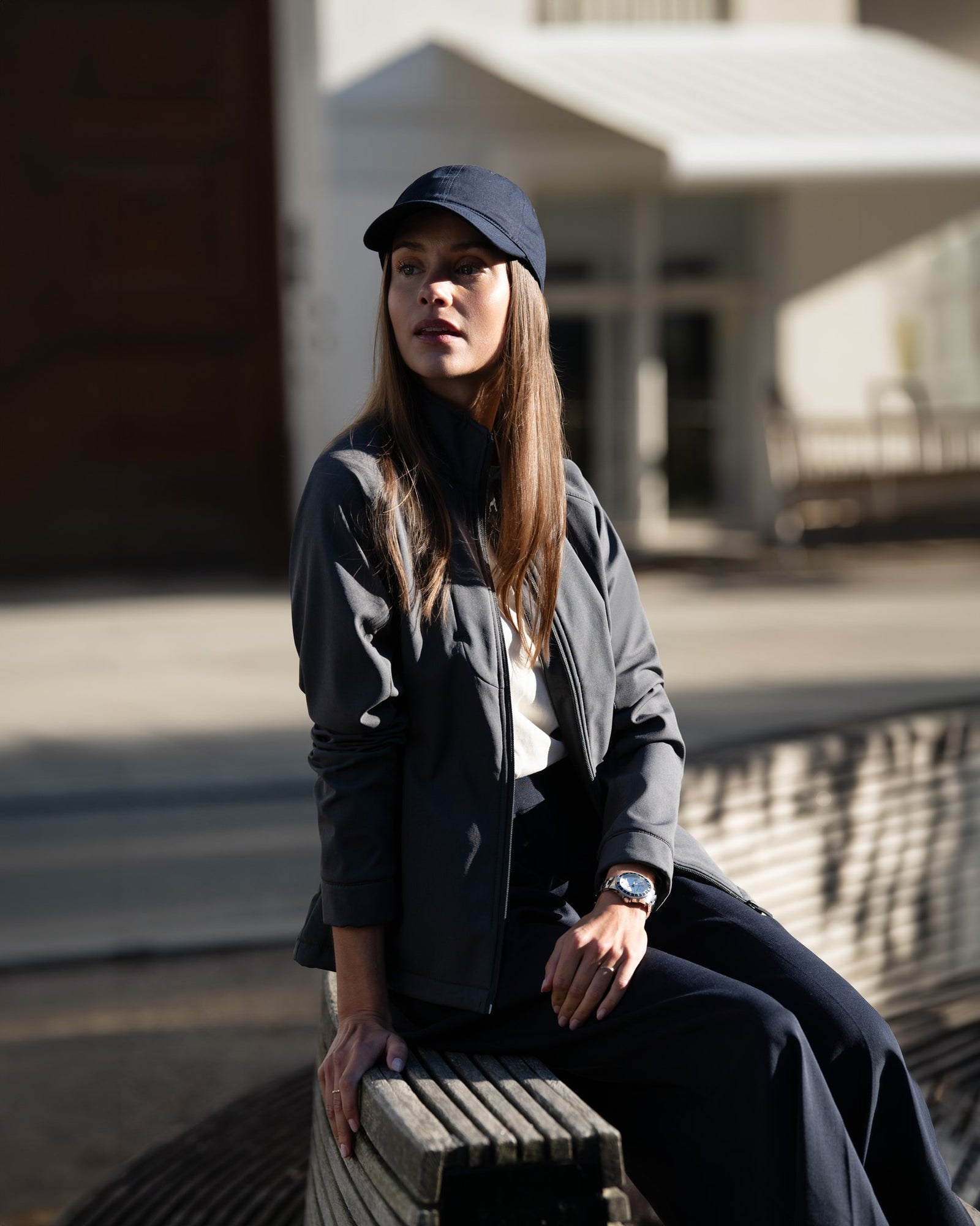 Livingston Women Navy Back