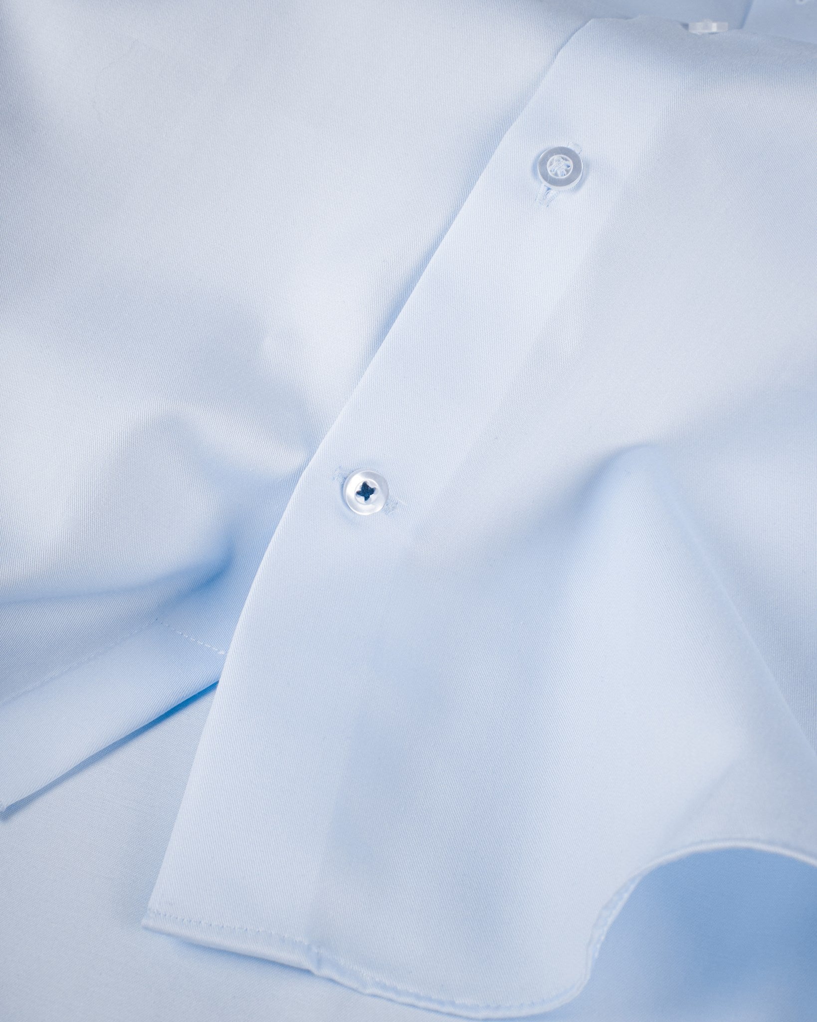 Portland Men Light Blue Closeup 3