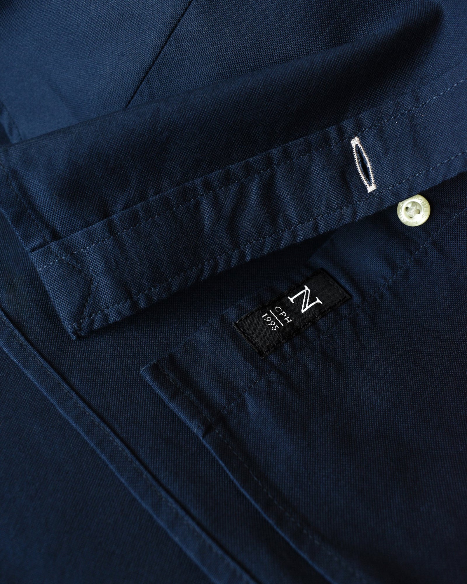 Rochester Woman Ocean Blue Back