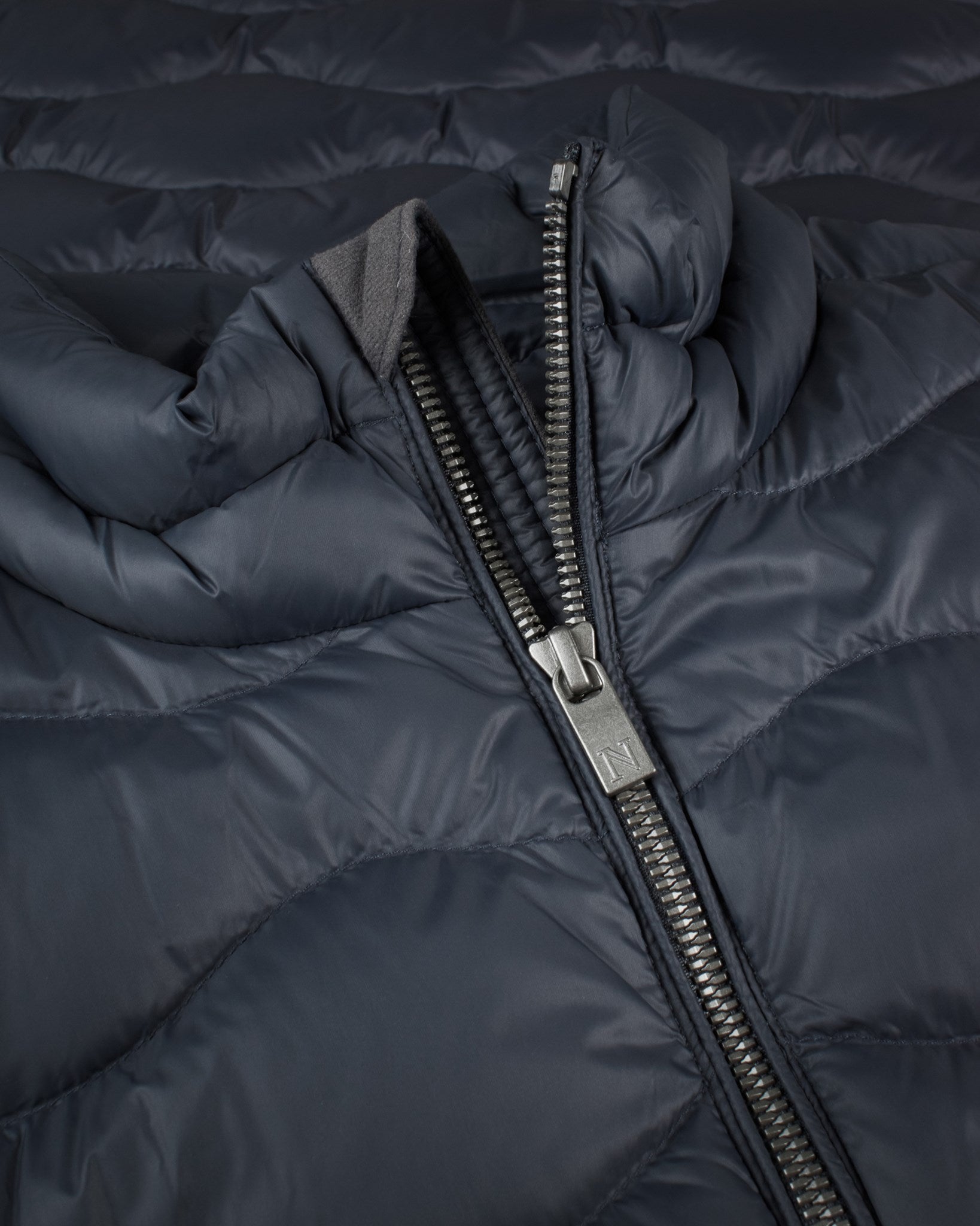 Vermont Men Midnight Blue Closeup 4