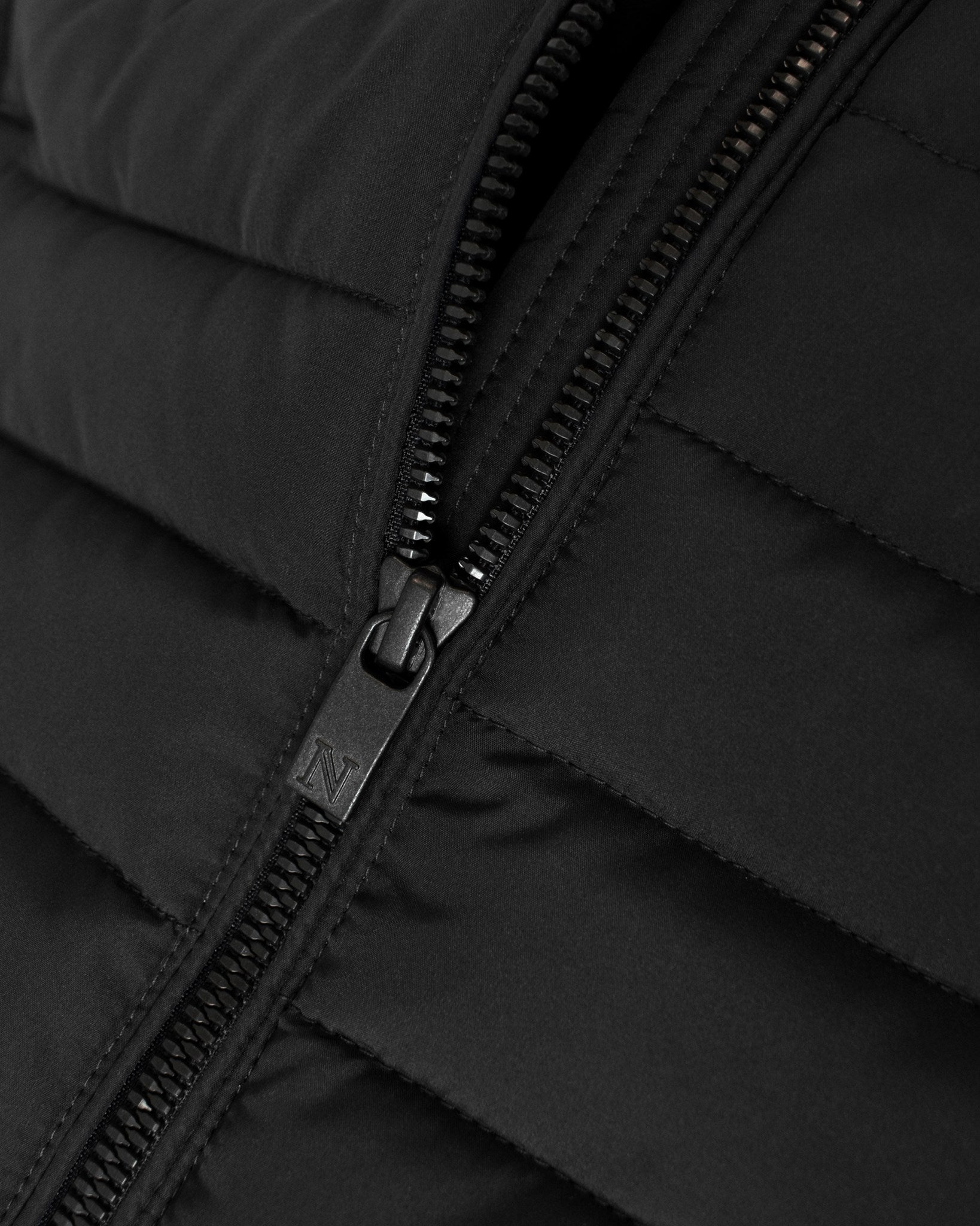 Vesper Women Black Closeup 1