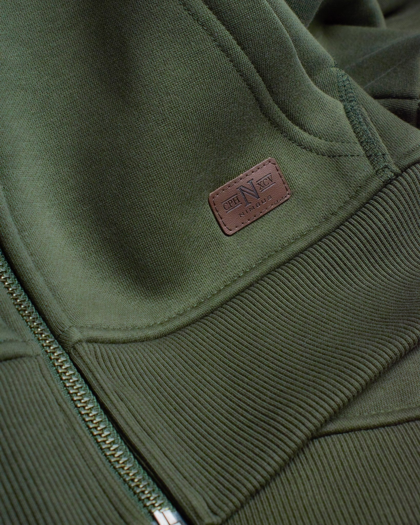 Williamsburg Women Olive Closeup 3