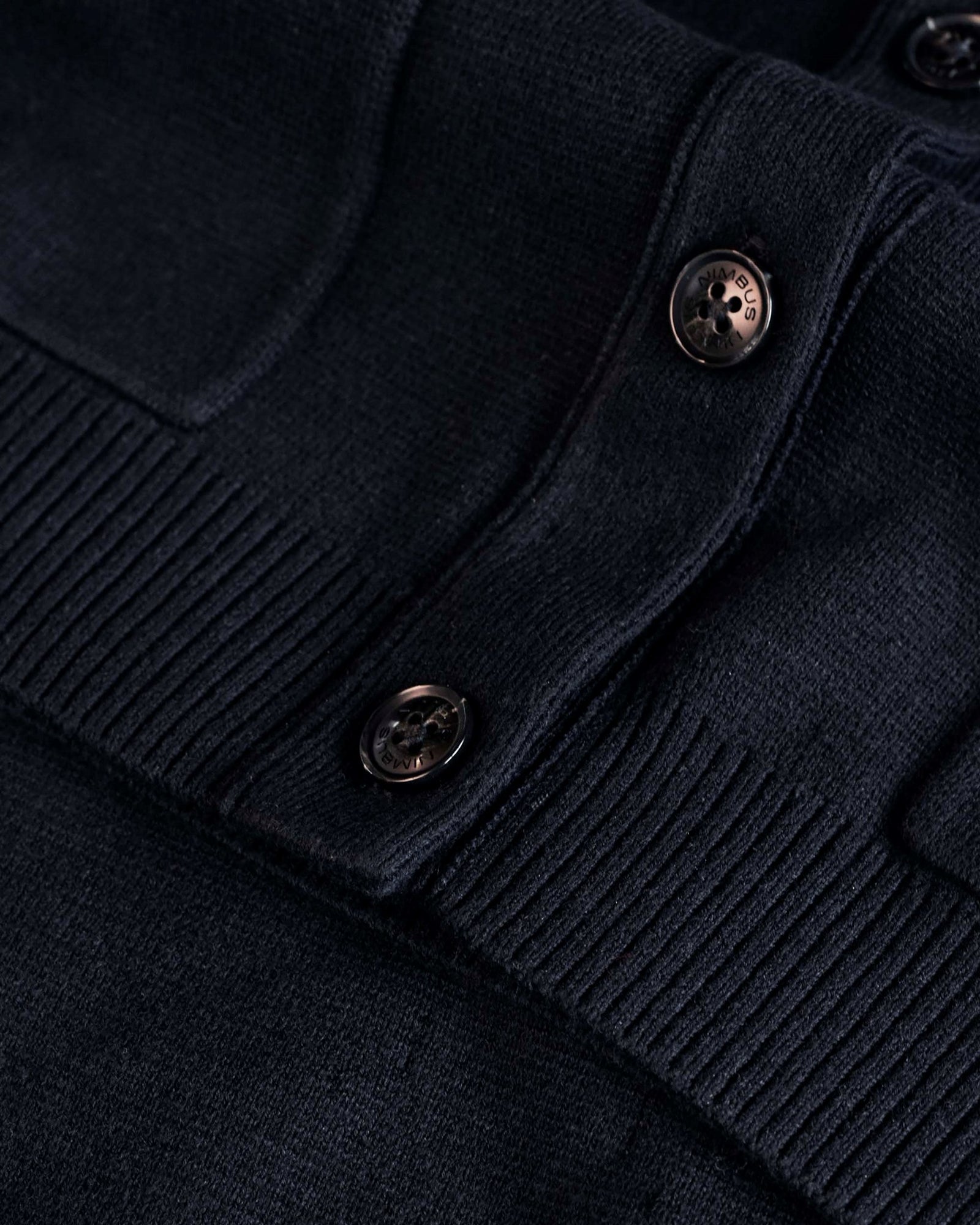 Wilton Woman Navy Back